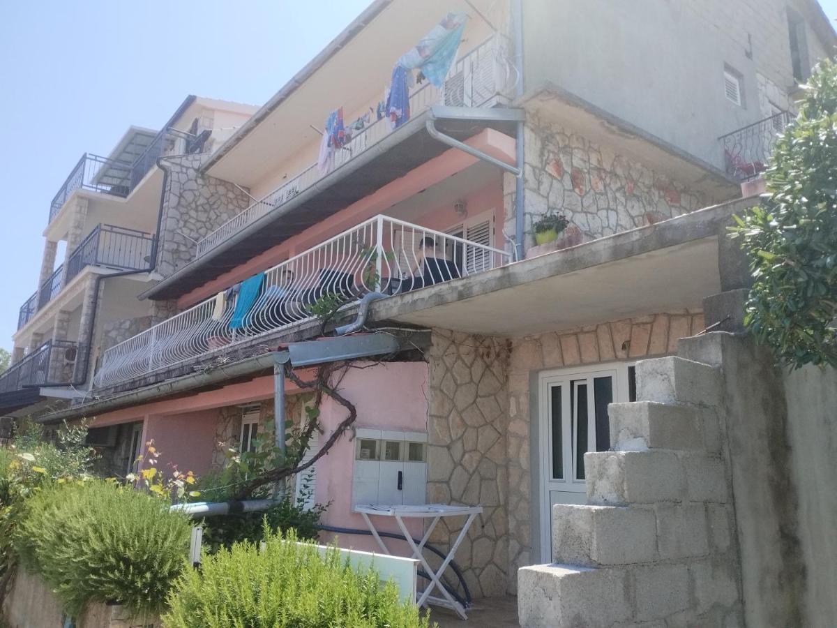 Apartments Piko2 Йелса Екстериор снимка